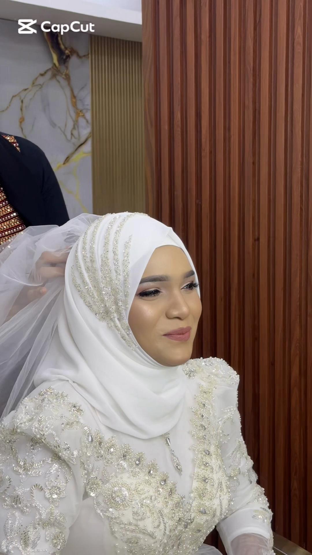 @shahanauvaiz QueenBee salon