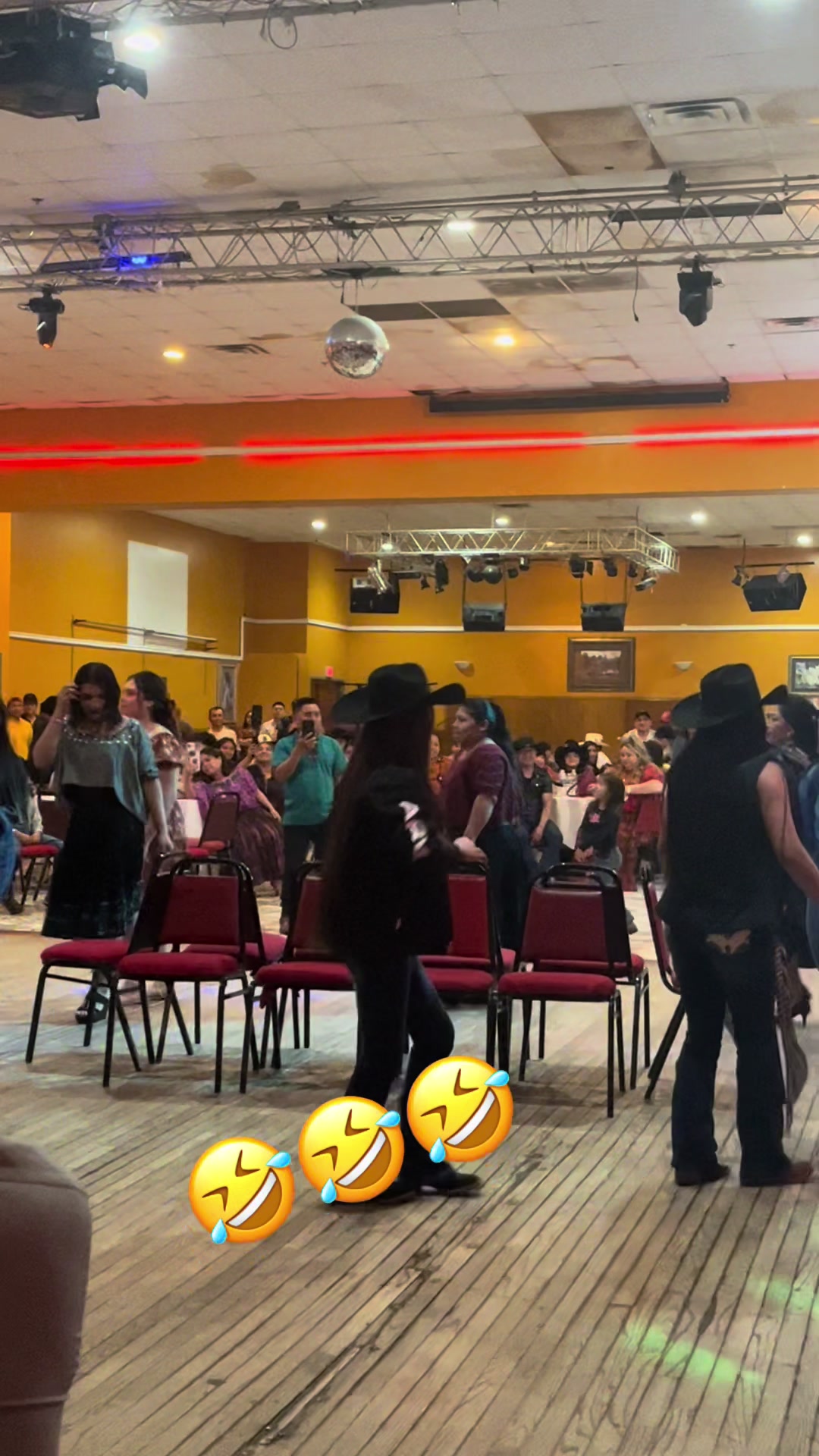 @💫🐝La viuda interesada🐝💋