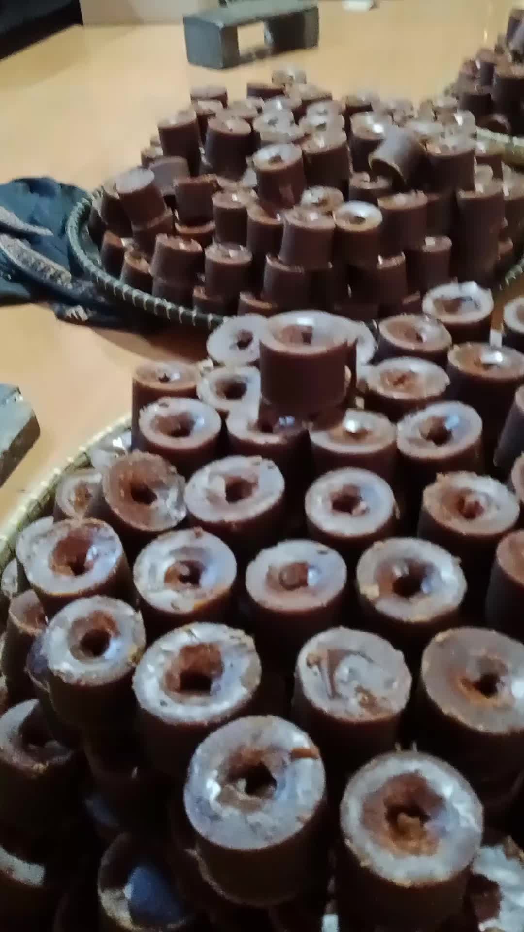 @Dari kontak anda