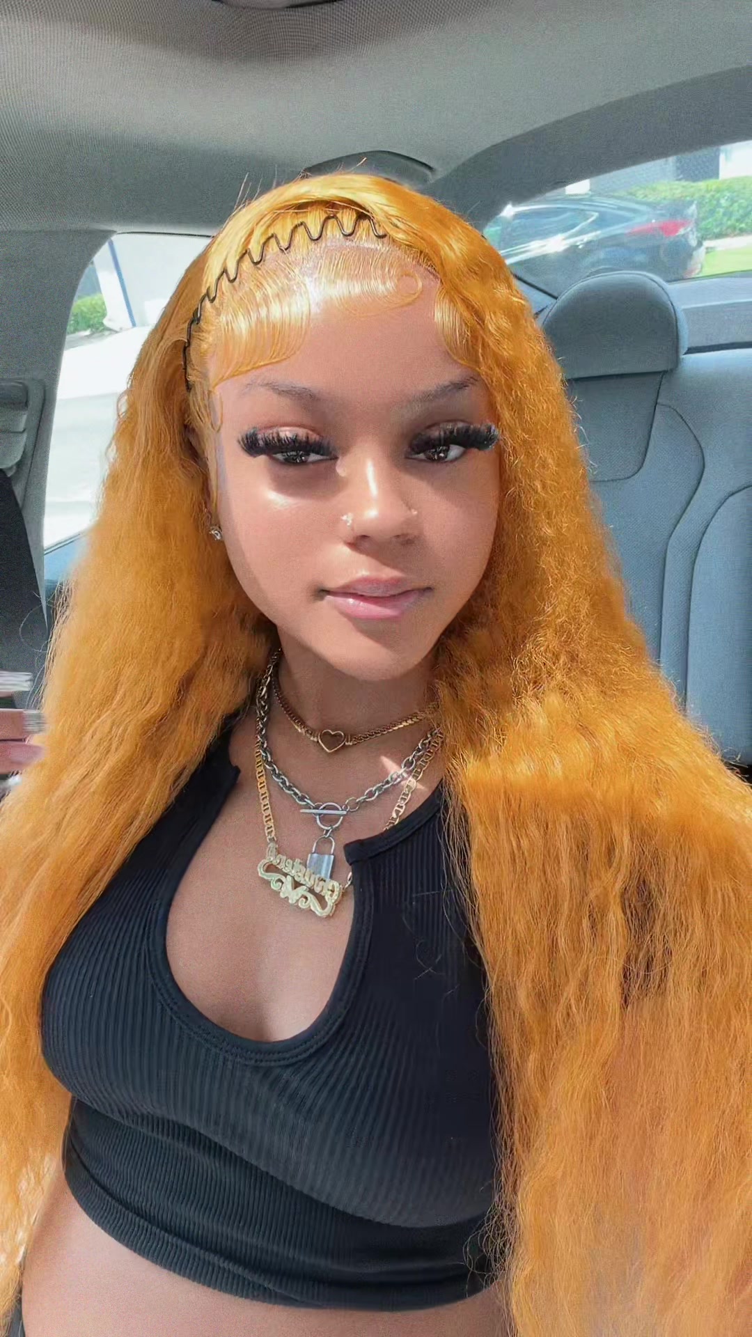@doll .