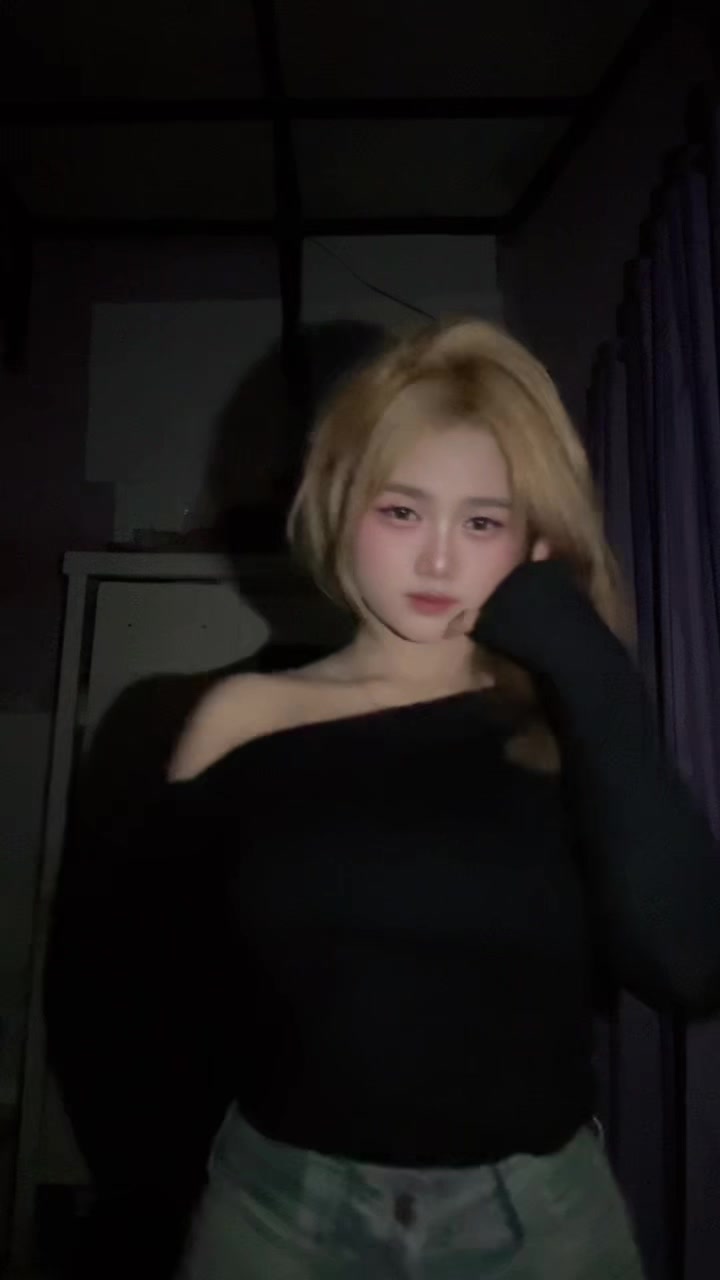@dheaaa30