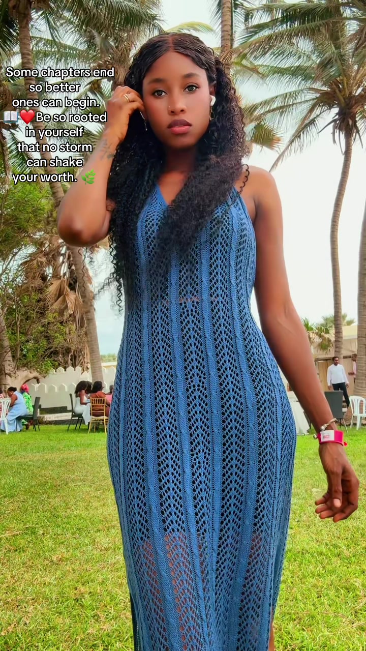 @AMINAH🧿