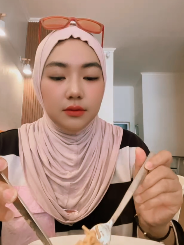 @🧕