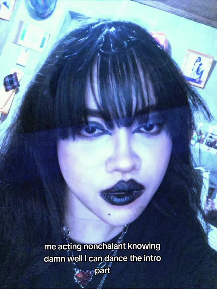 @Black lady