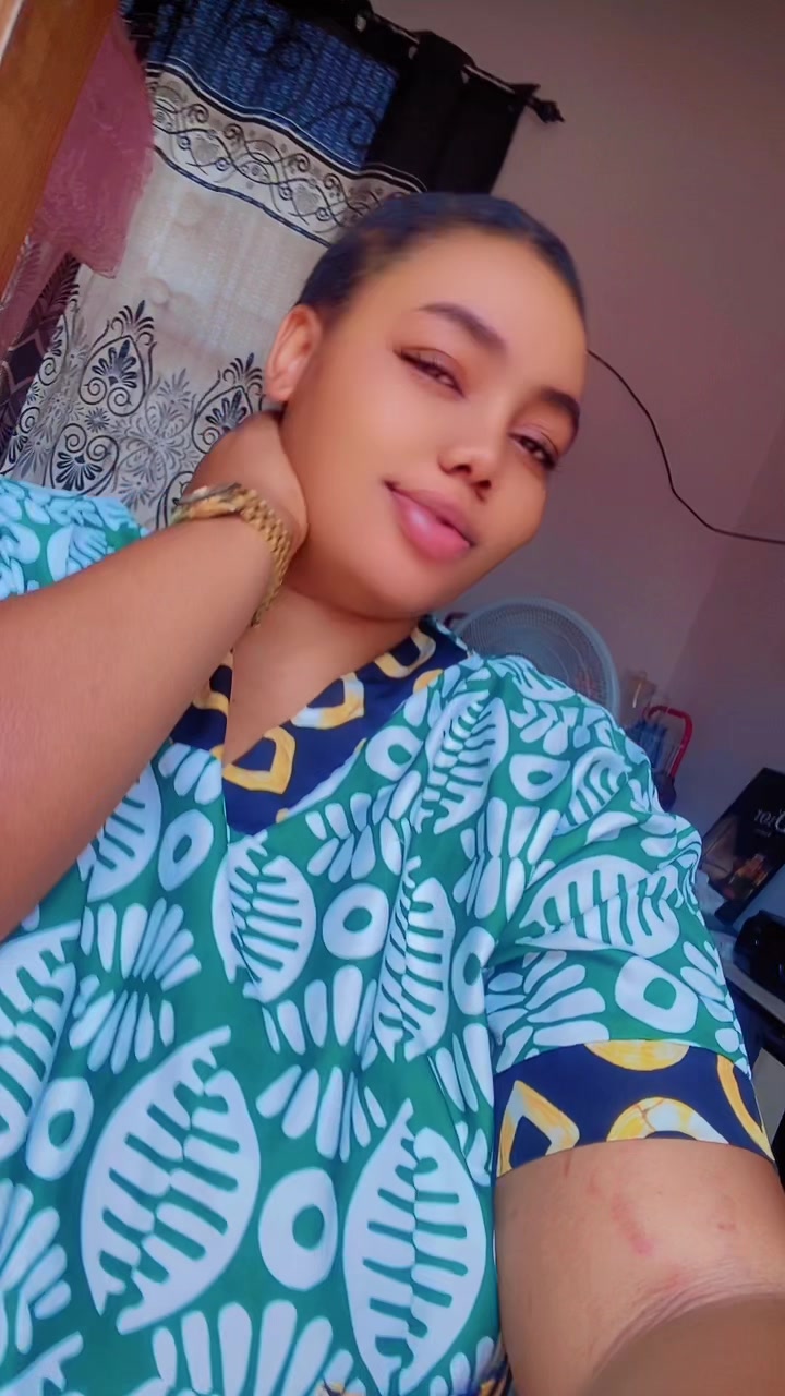 @Aiem Nee🦋🦋