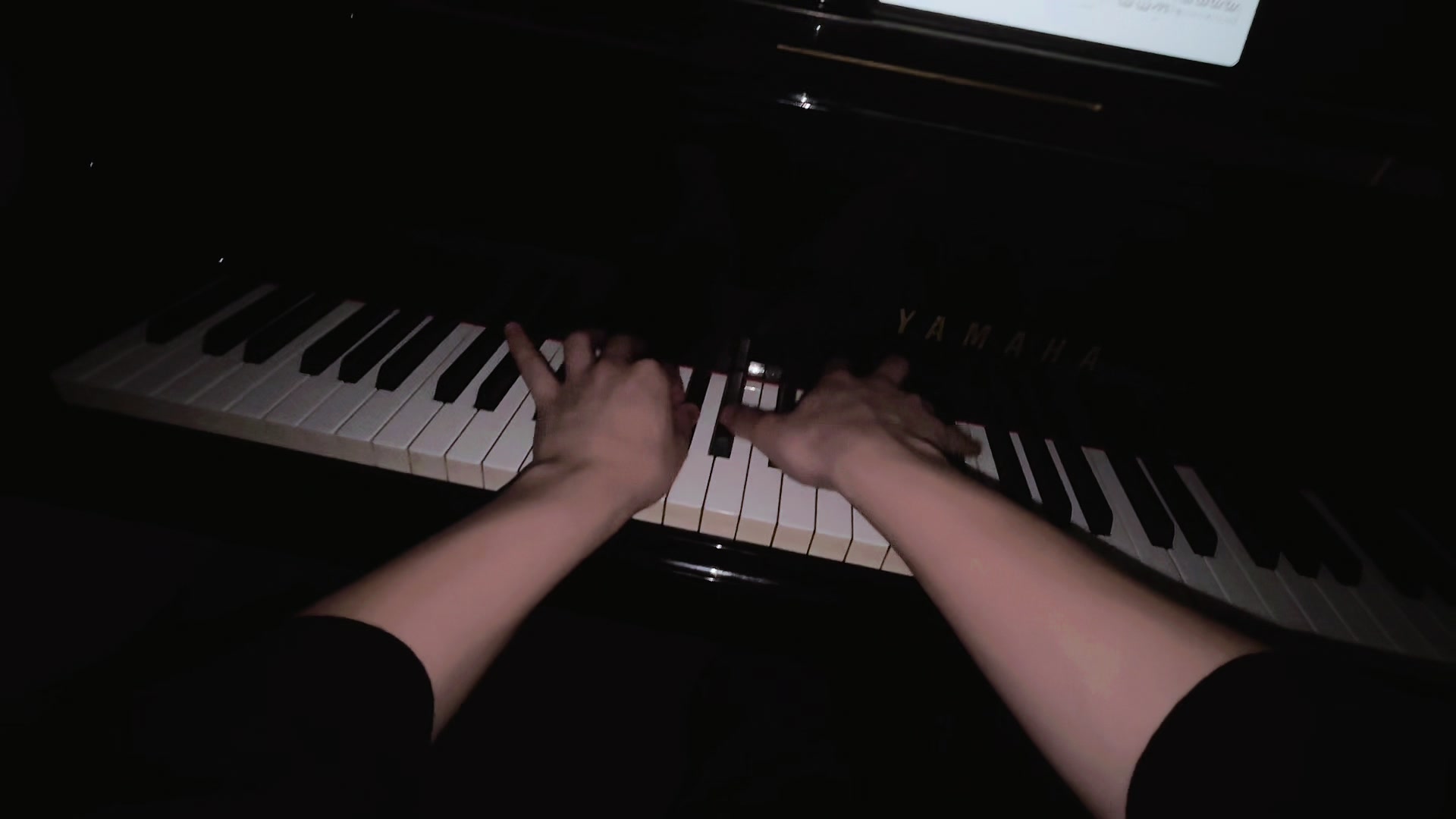 @タケ