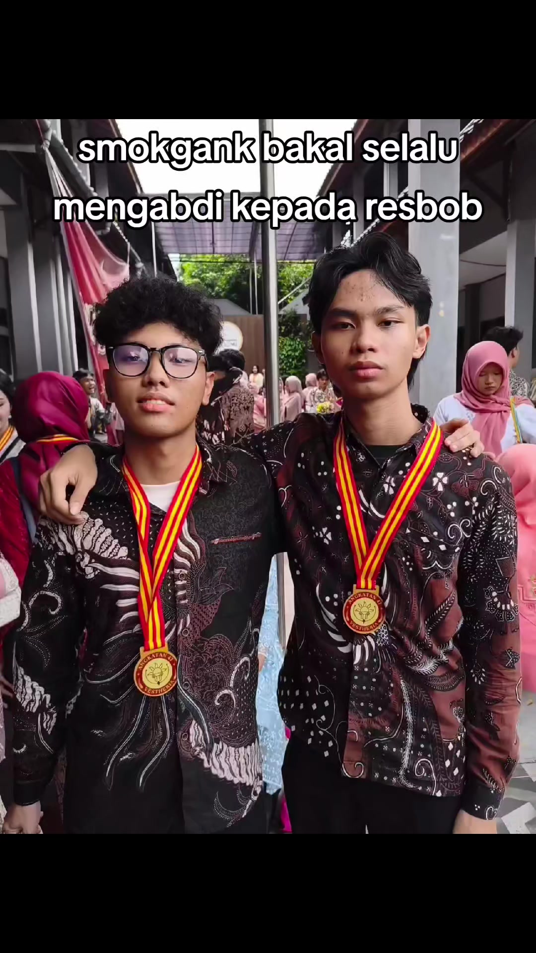 @moksemok