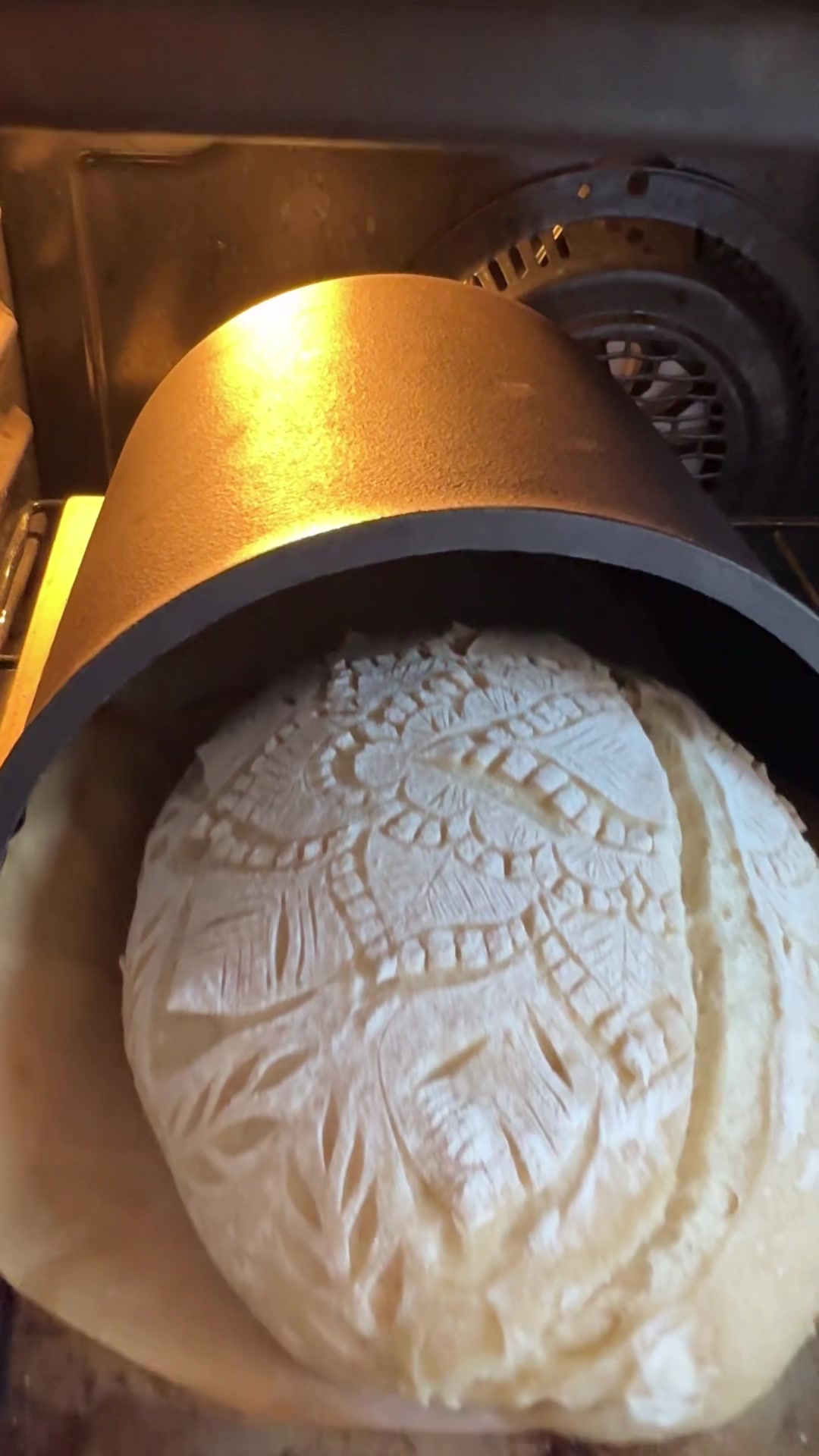 @Rachel • Sourdough Enzo