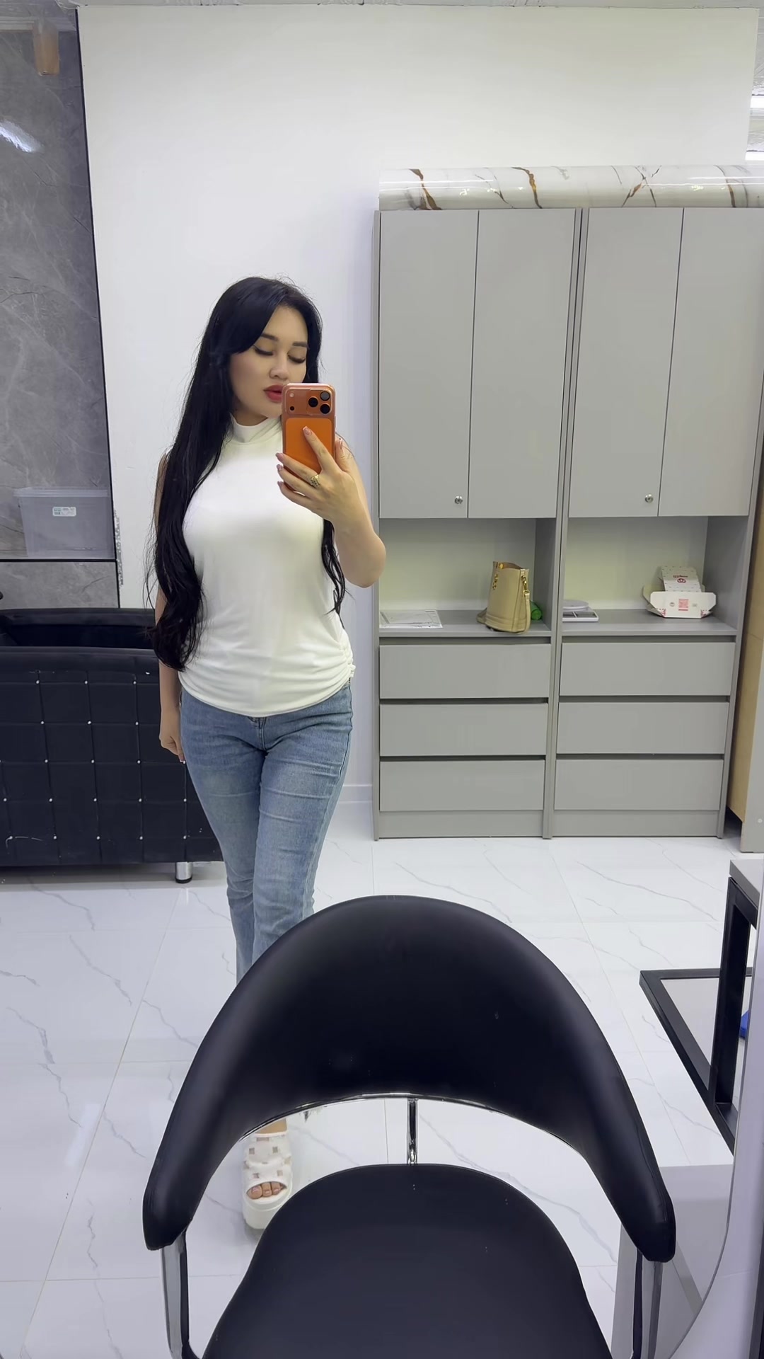 @Zhanyla