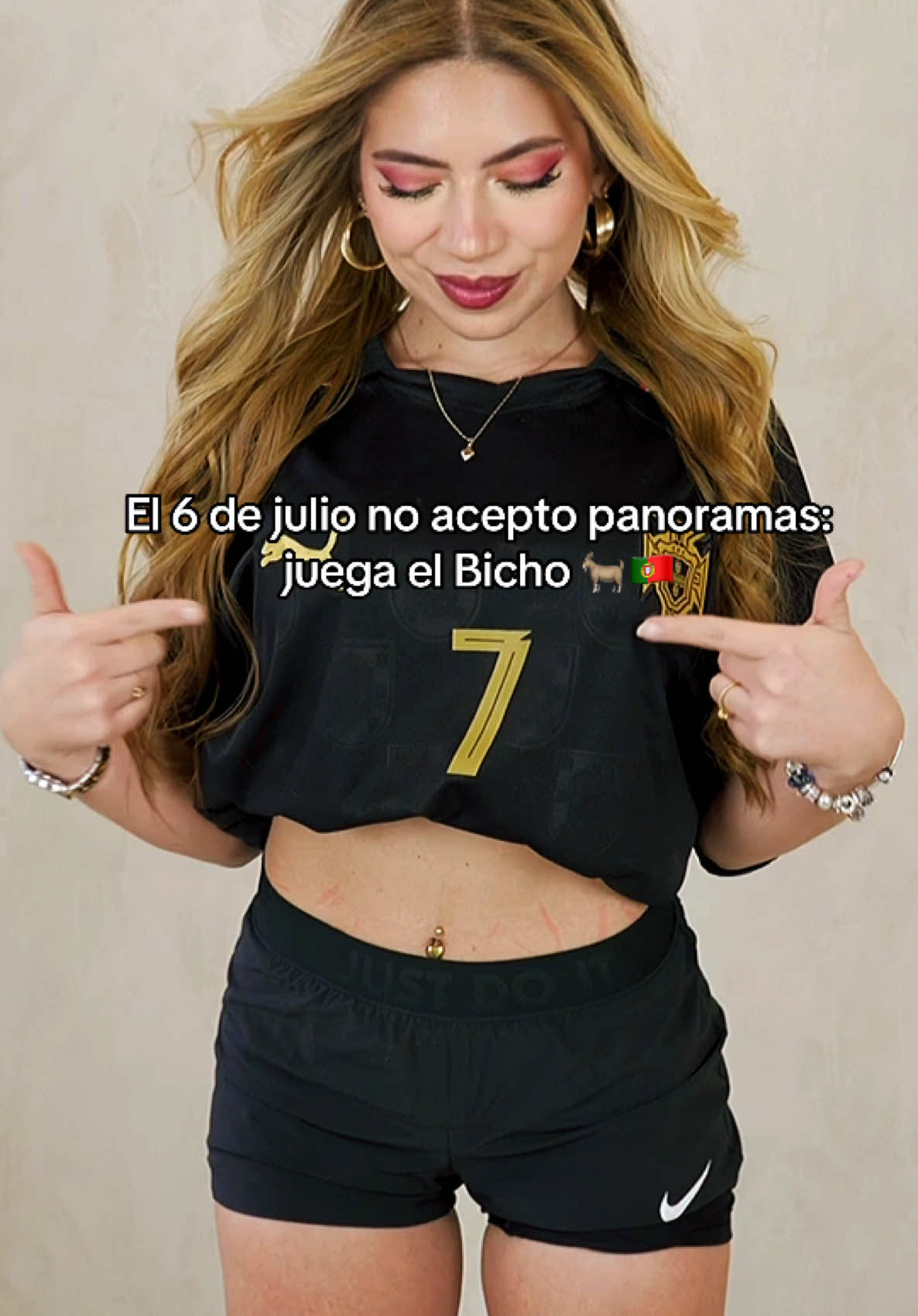 @Catalina Fernanda 🎙⚽️