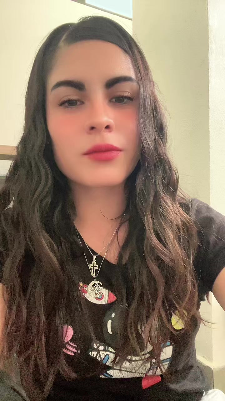 @Tan 🖤💋