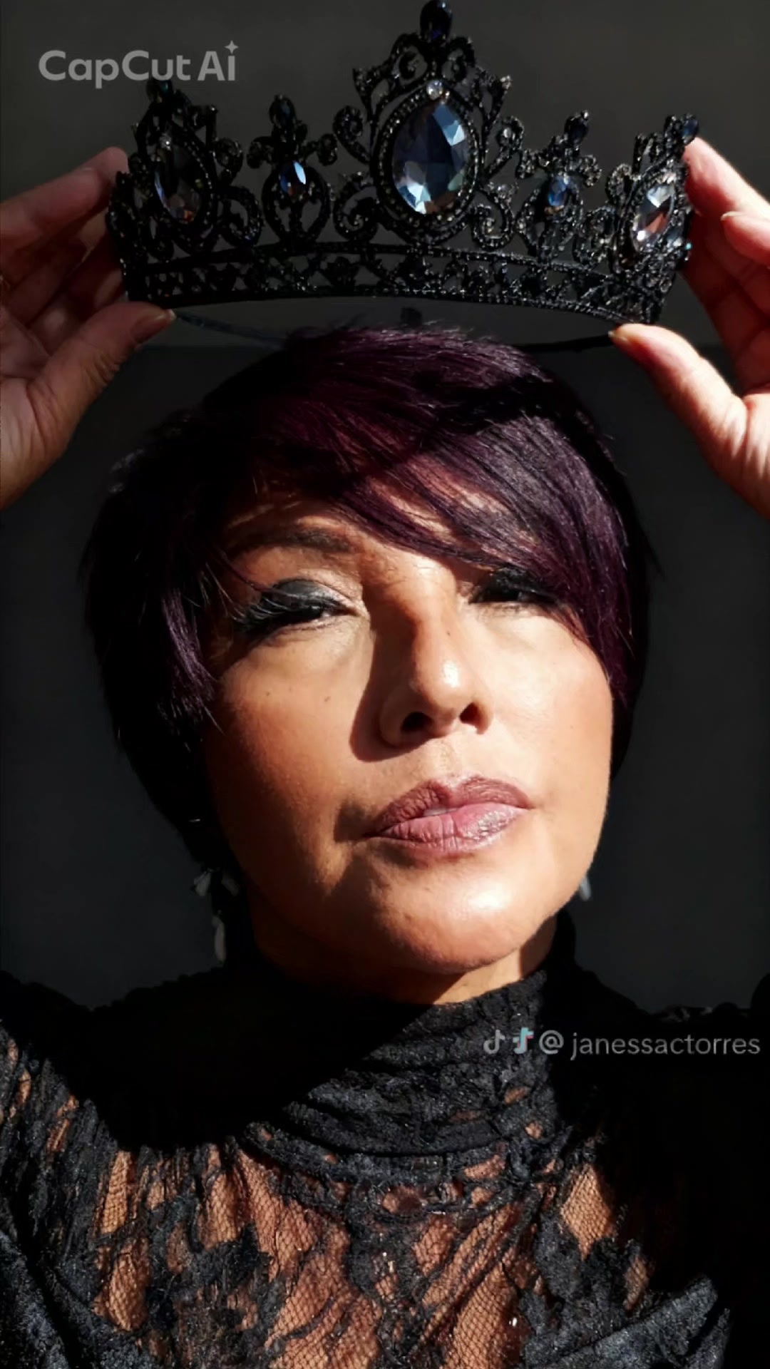 @Janessa CTorres💯 TU LATINA 💥