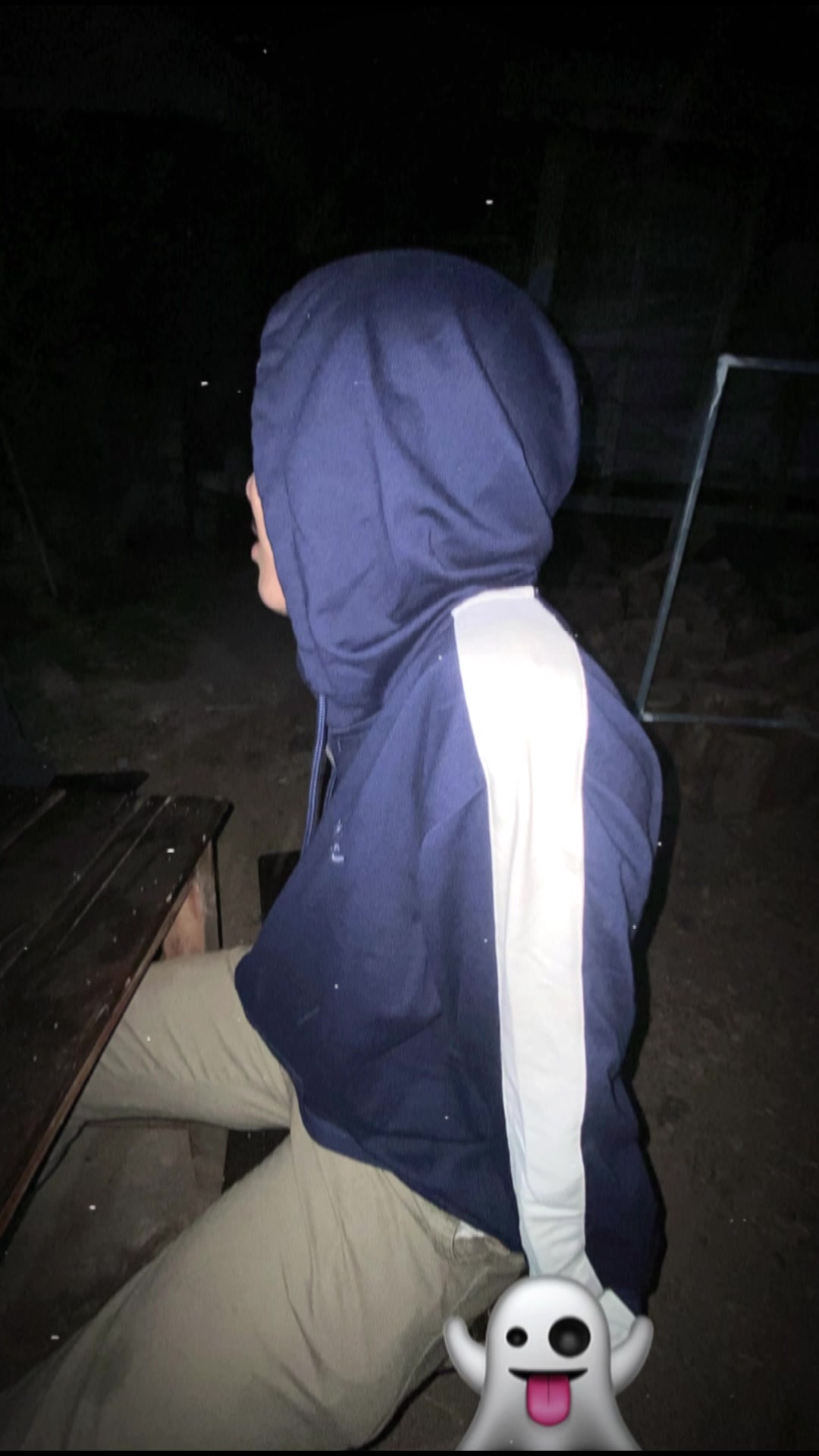 @𝓐𝓸𝓶_𝟏𝟎