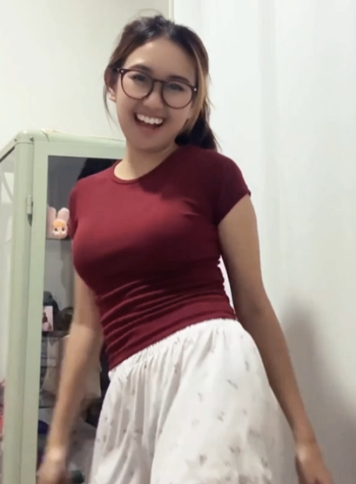 @￴