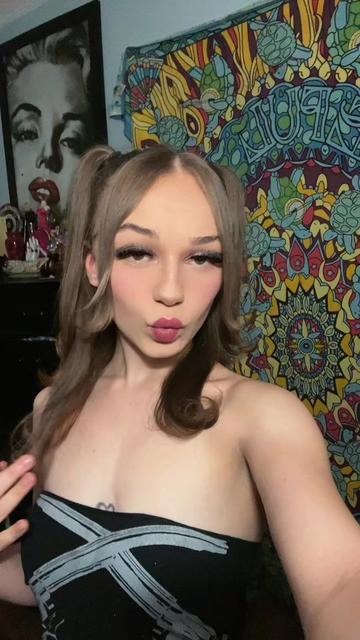 @glittertornado88