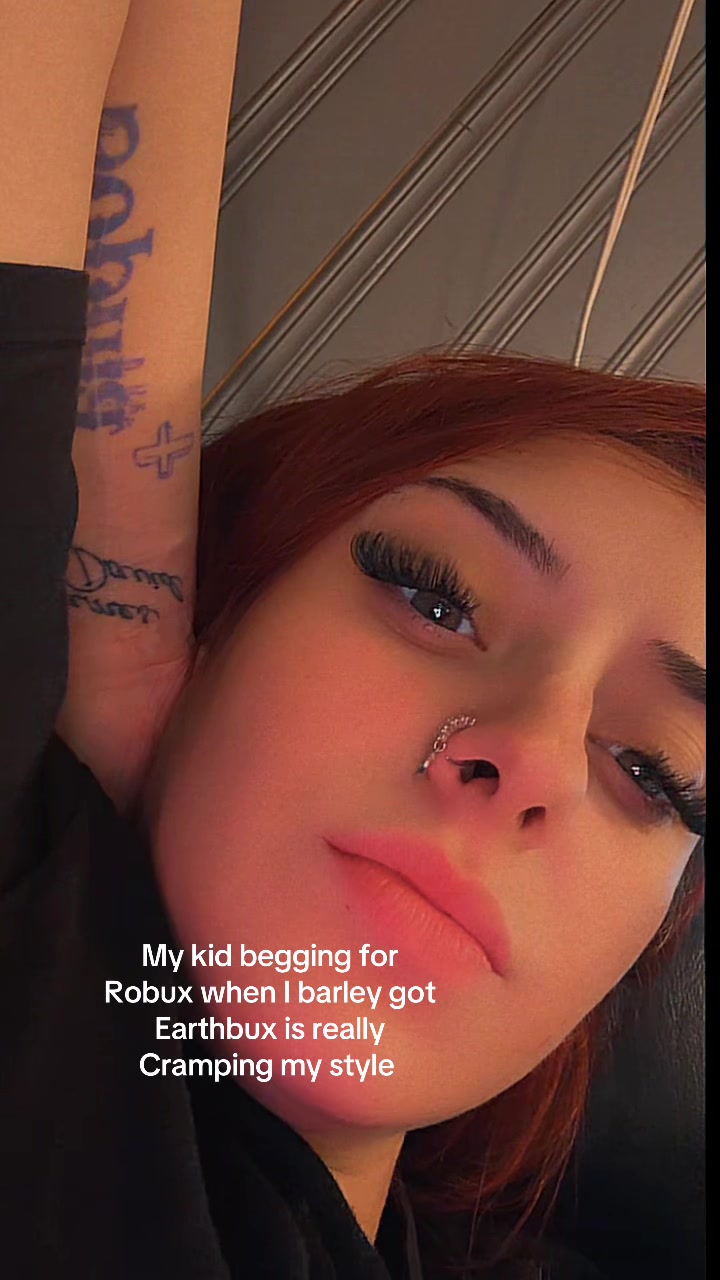 @Nessa•🍒💣•Medical Mom