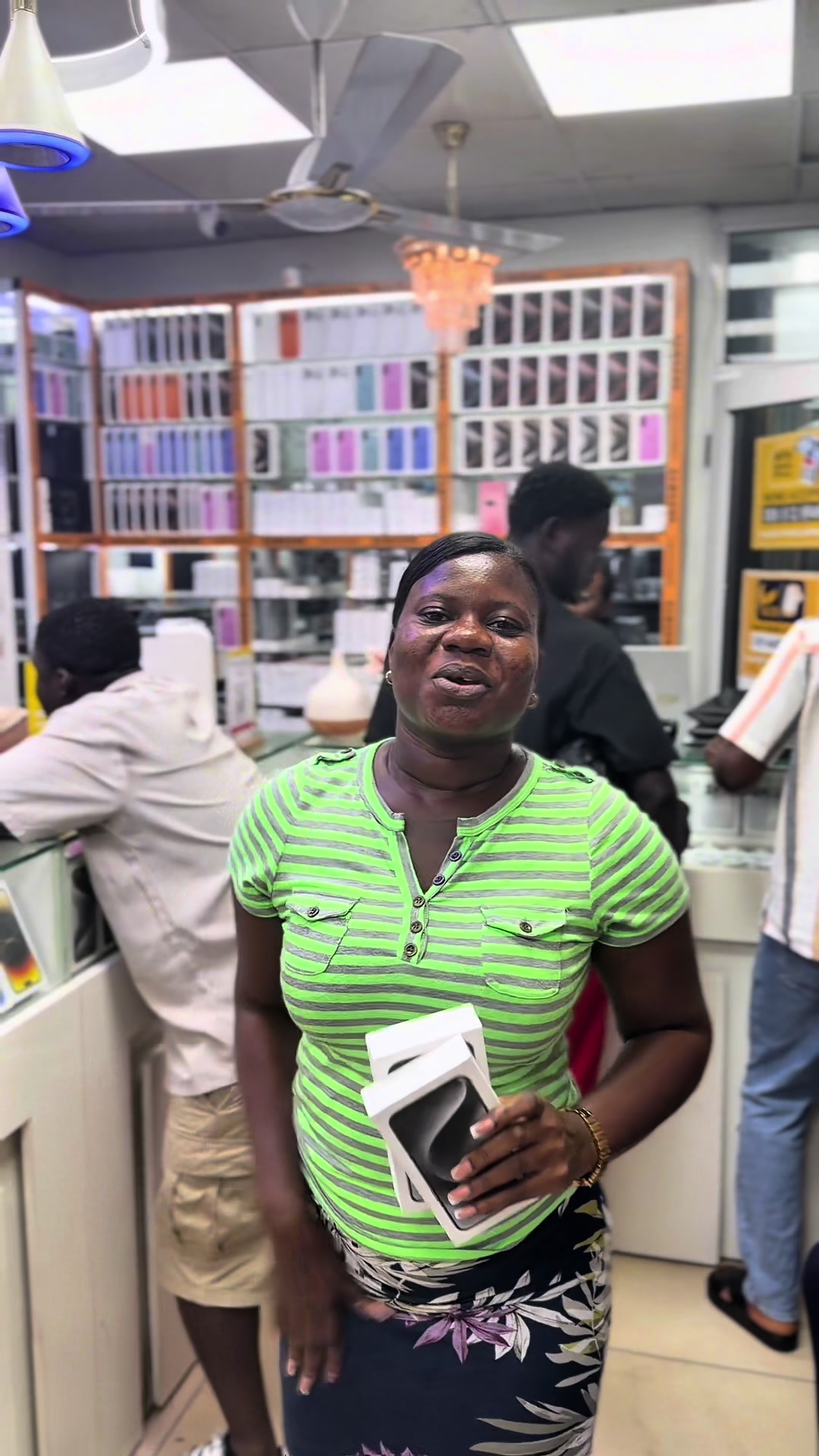 @Luvmoni 🇬🇭💜🛒