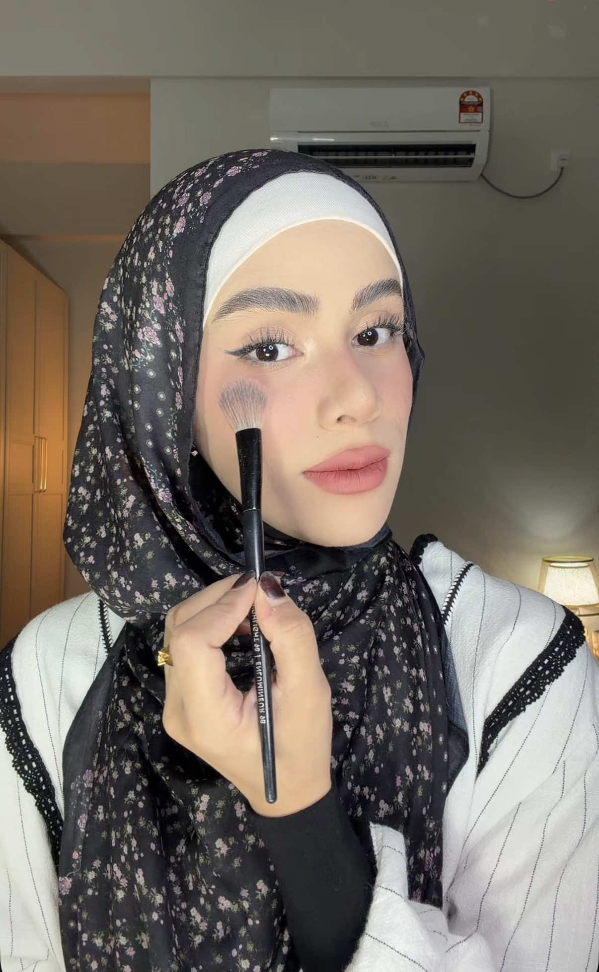 @Jieha_iqbal