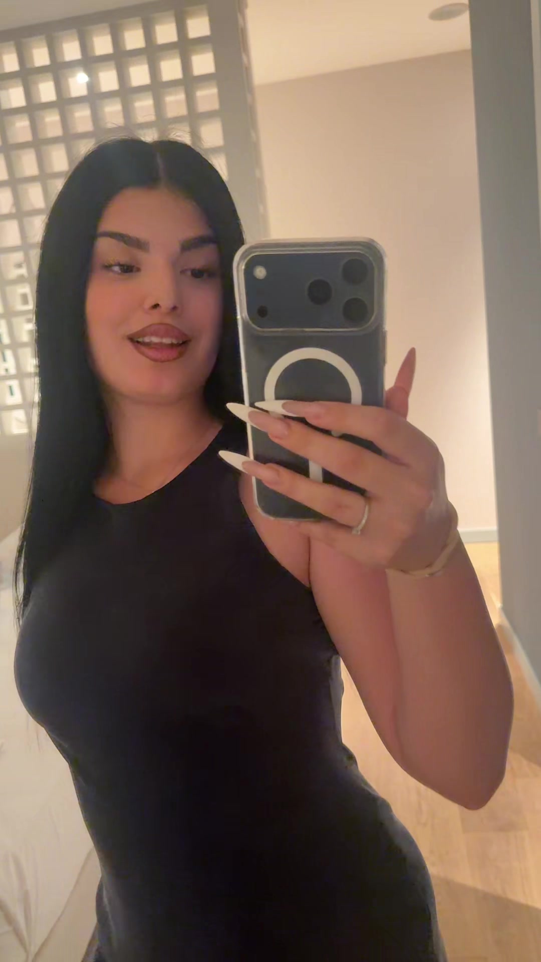@borazeka_