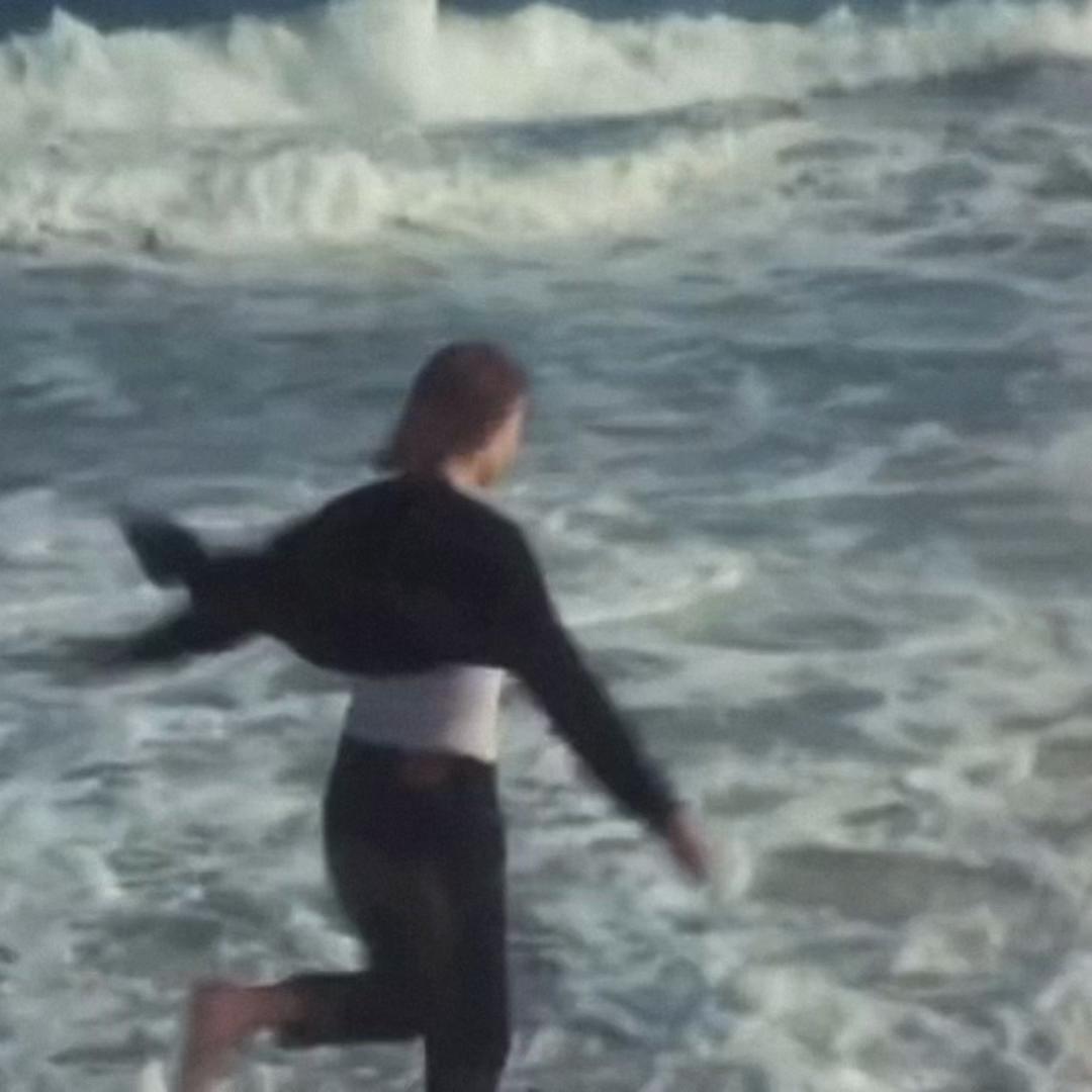 @✦