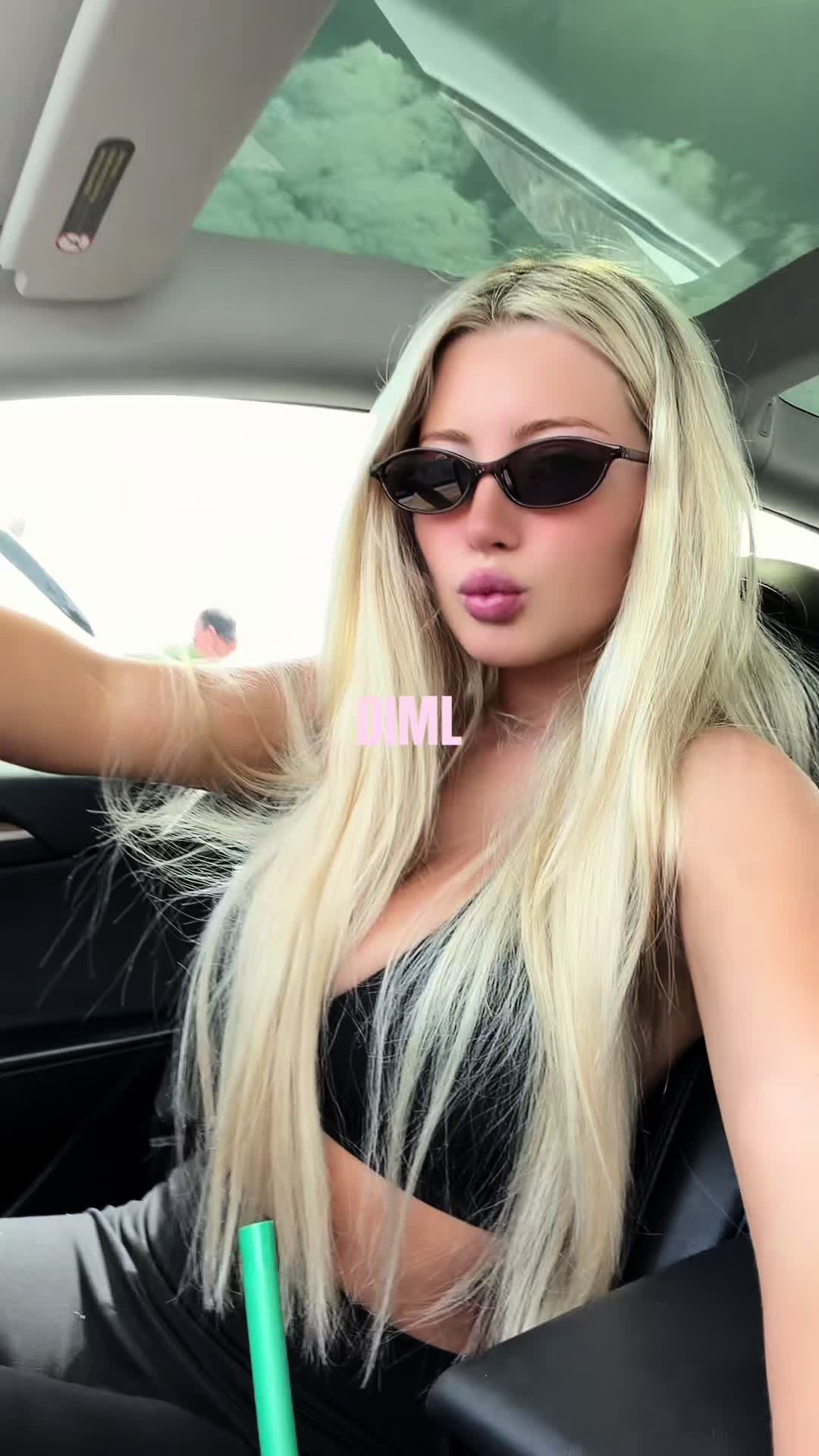 @Sammie🦄