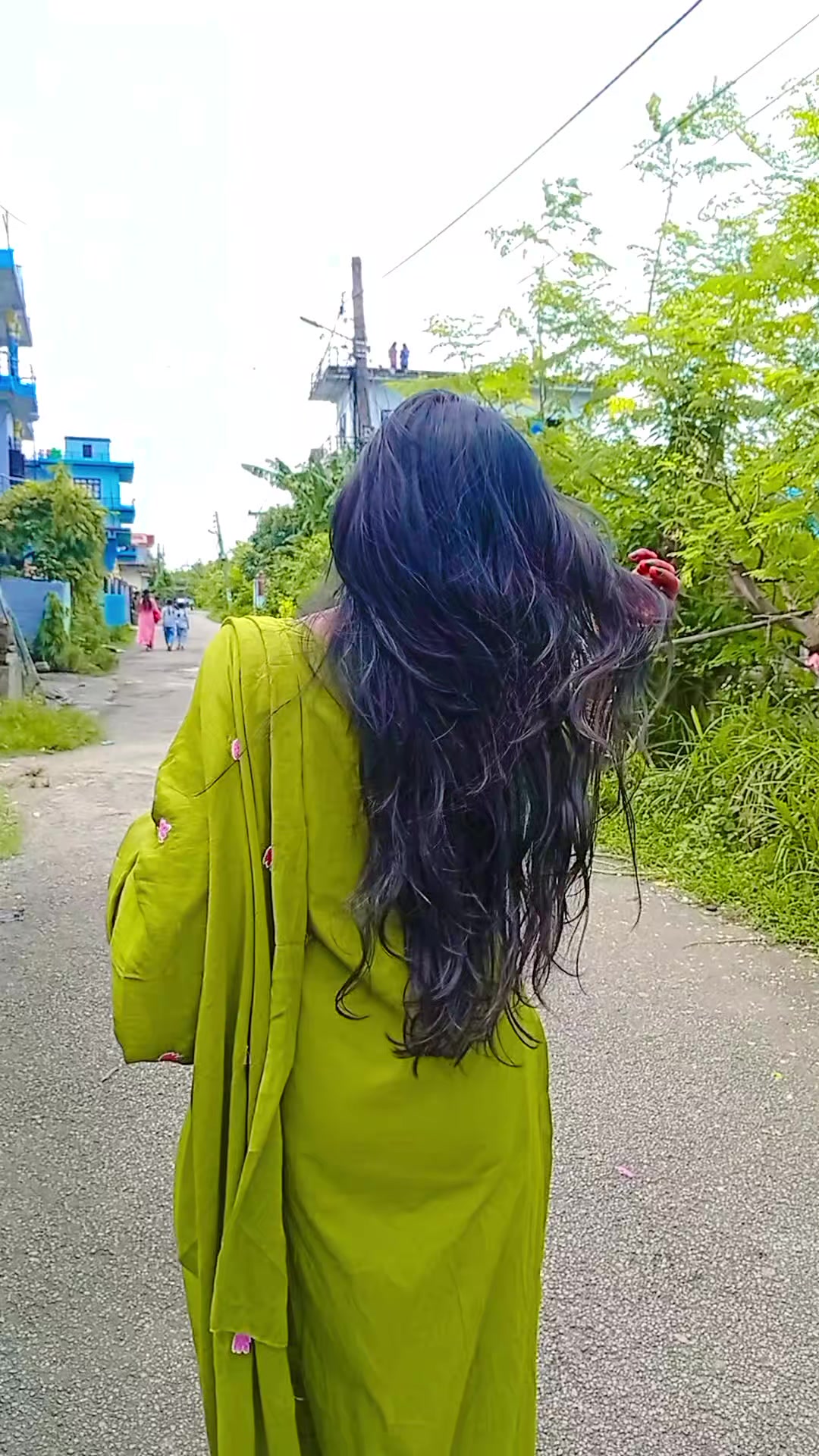 @rakhi thakur🌸🕊️