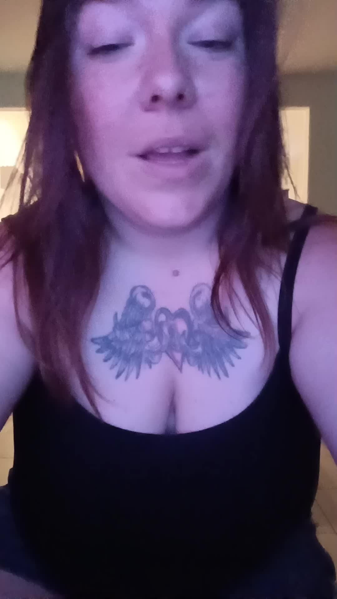 @EatHerChips
