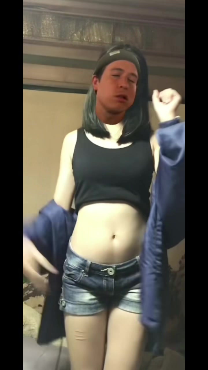 @(^^)