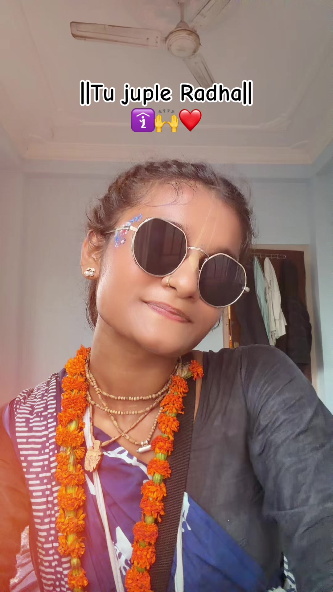 @QuEeeN oF Krishna💫🦚♥️