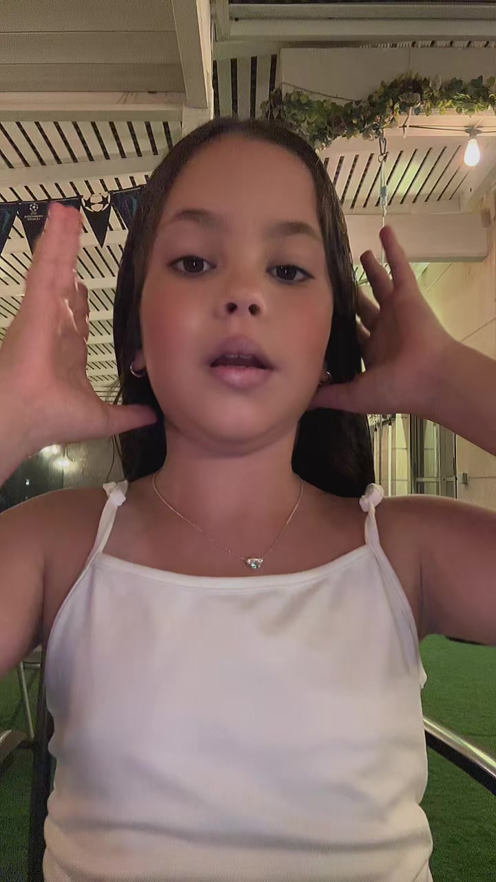 @אמילי המושלמת