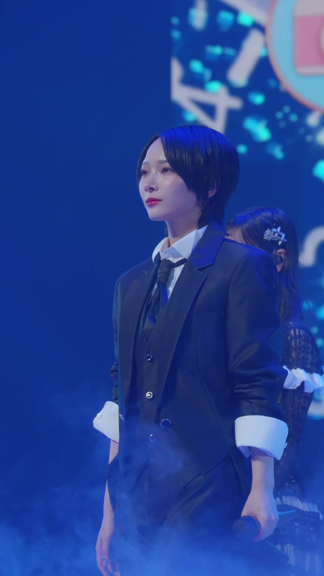 @AKB48