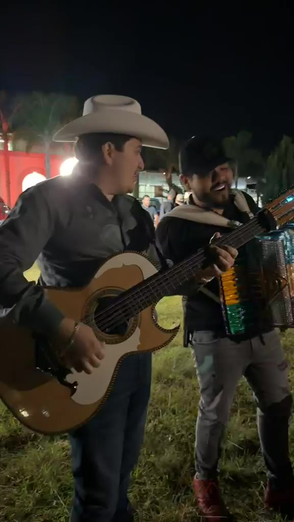 @Alexismorro🤠🎸🪗
