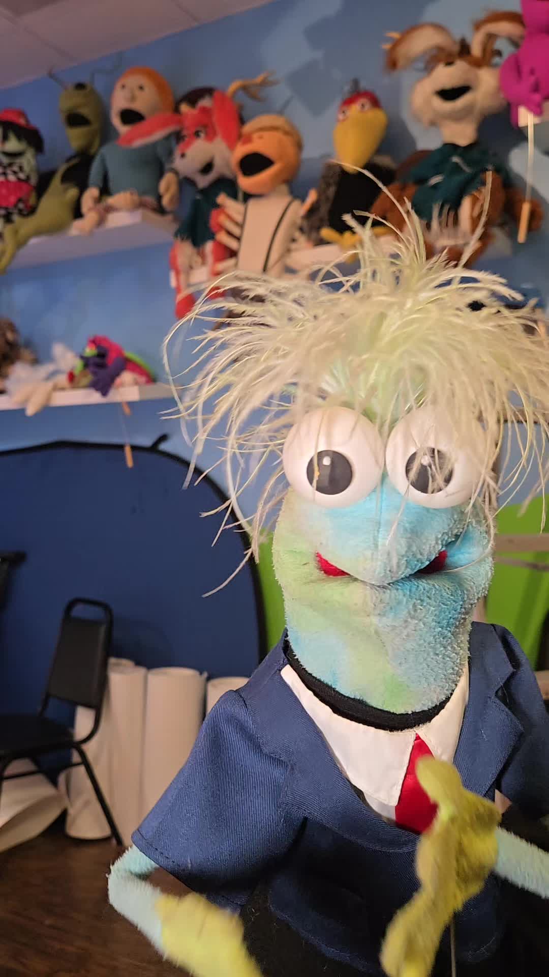 @lvpuppets