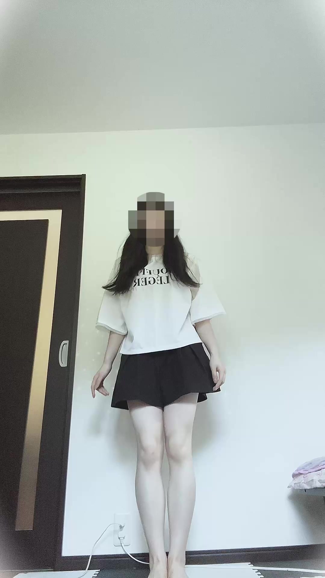 @奥深ハル子