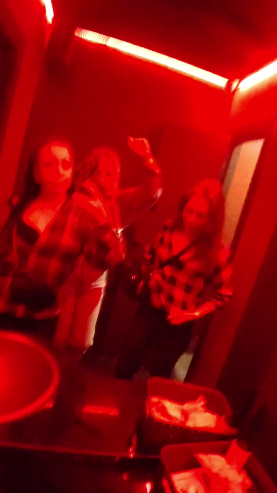 @васька