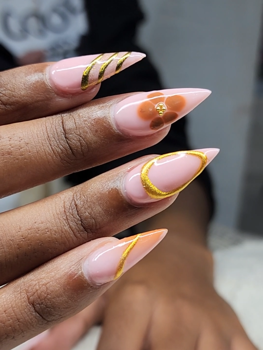 @Elegance Nails & Parlour