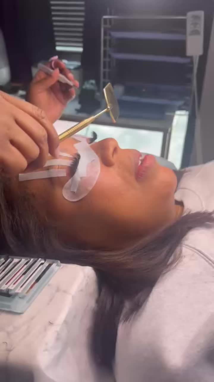 @Waverly McSwain|Brow Artist