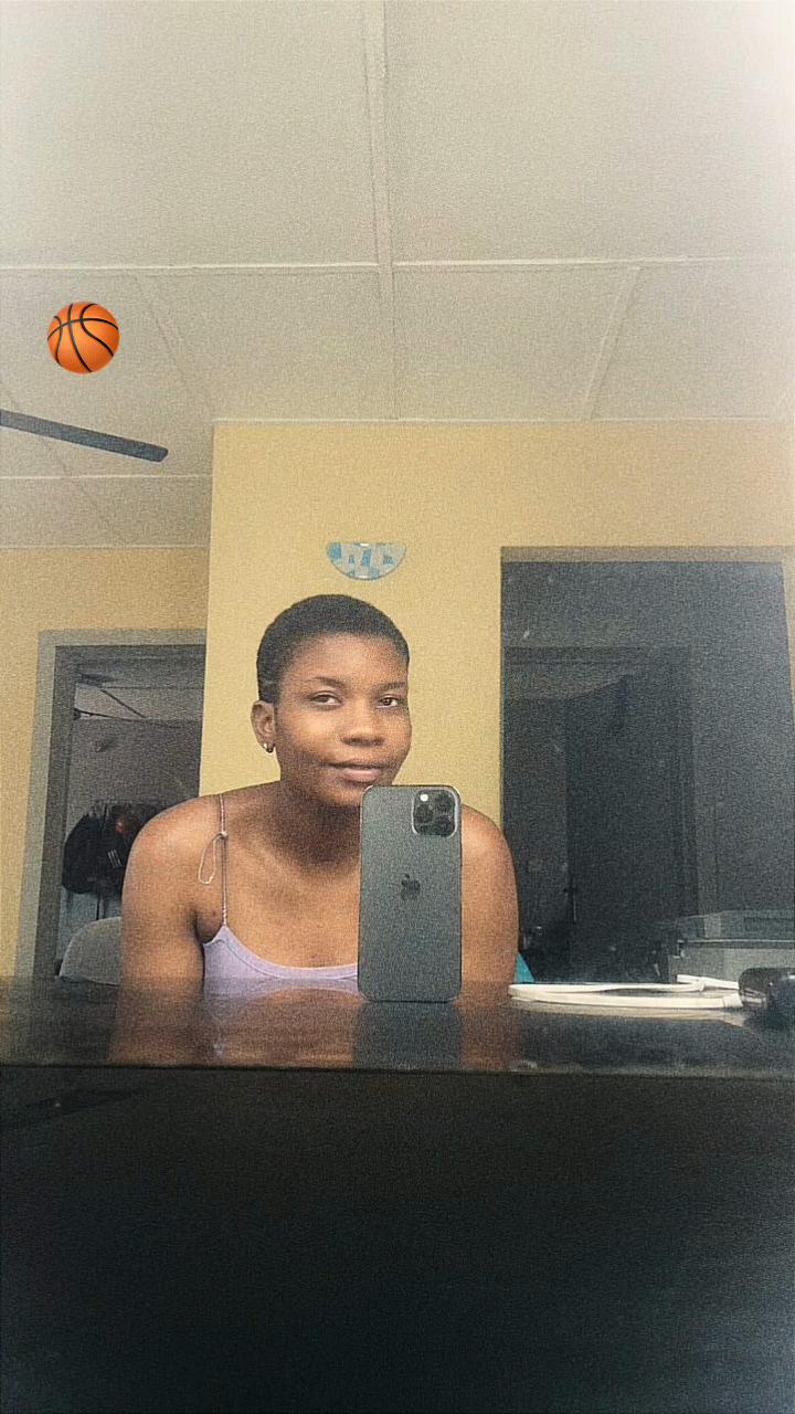 @Vivian🏀⛹️♀️🇳🇬