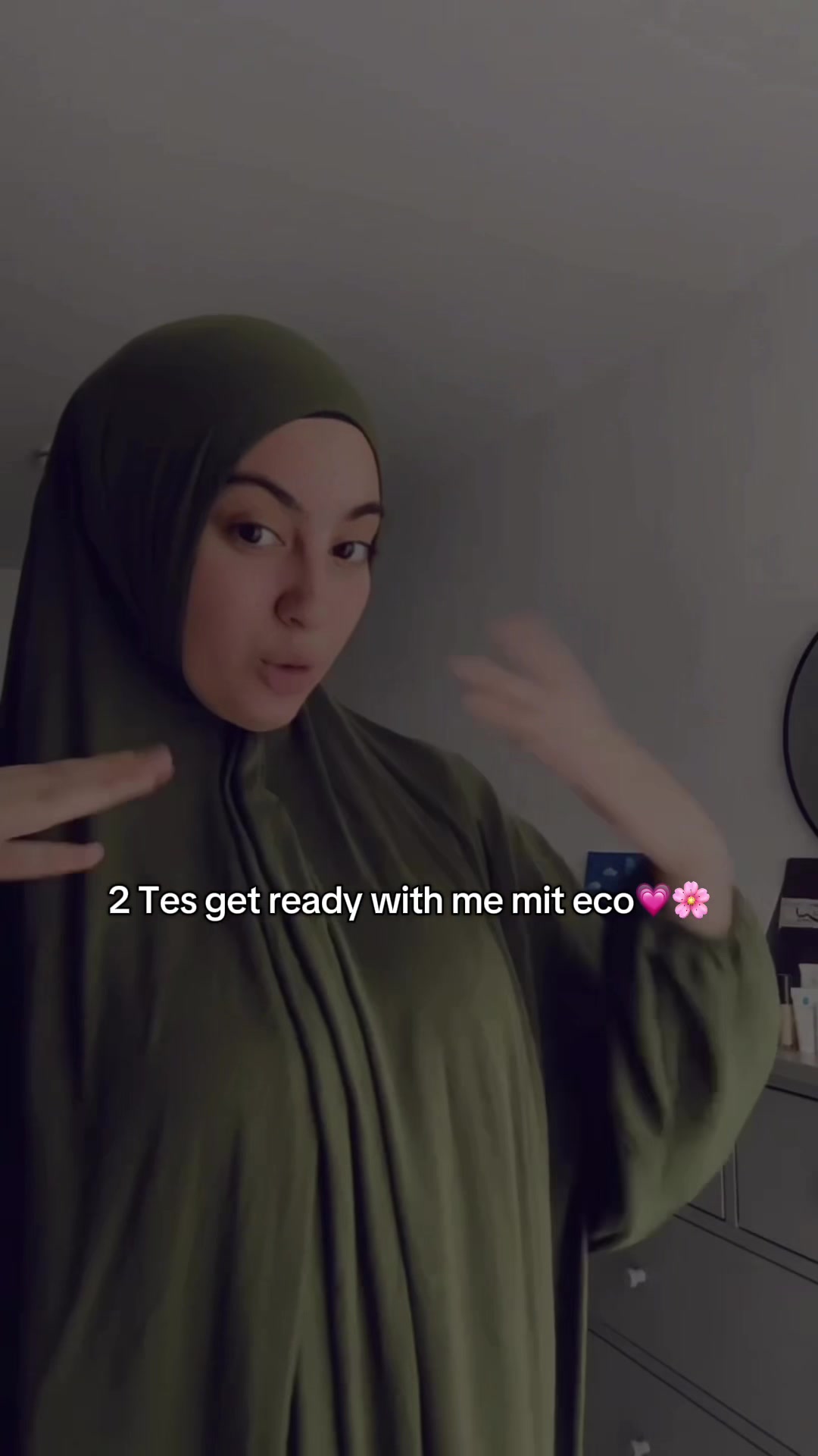@𝓮𝓬𝓻𝓲𝓷🌸