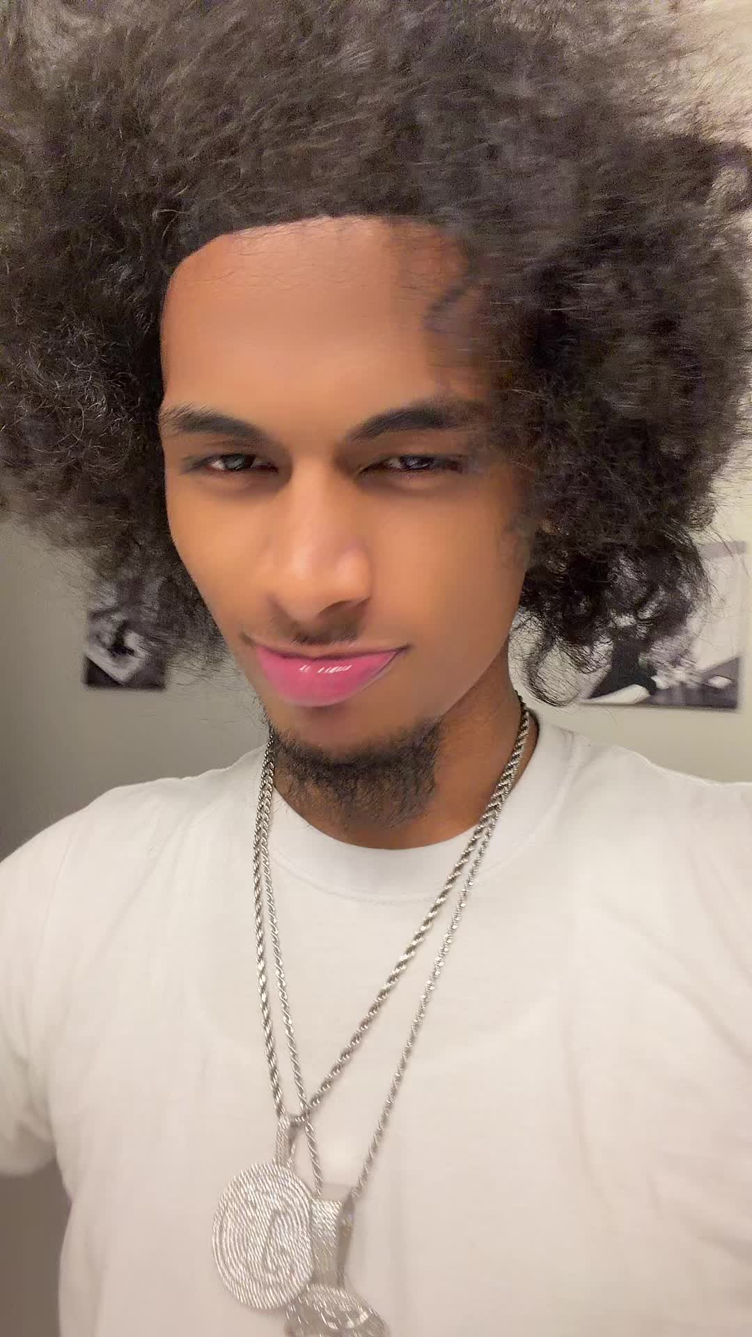 @FamousJayy🕴🏼.