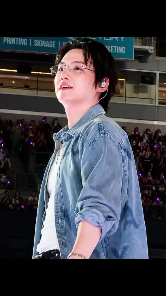 @OdessaCabebe🌸BINI Sheena💜🐰
