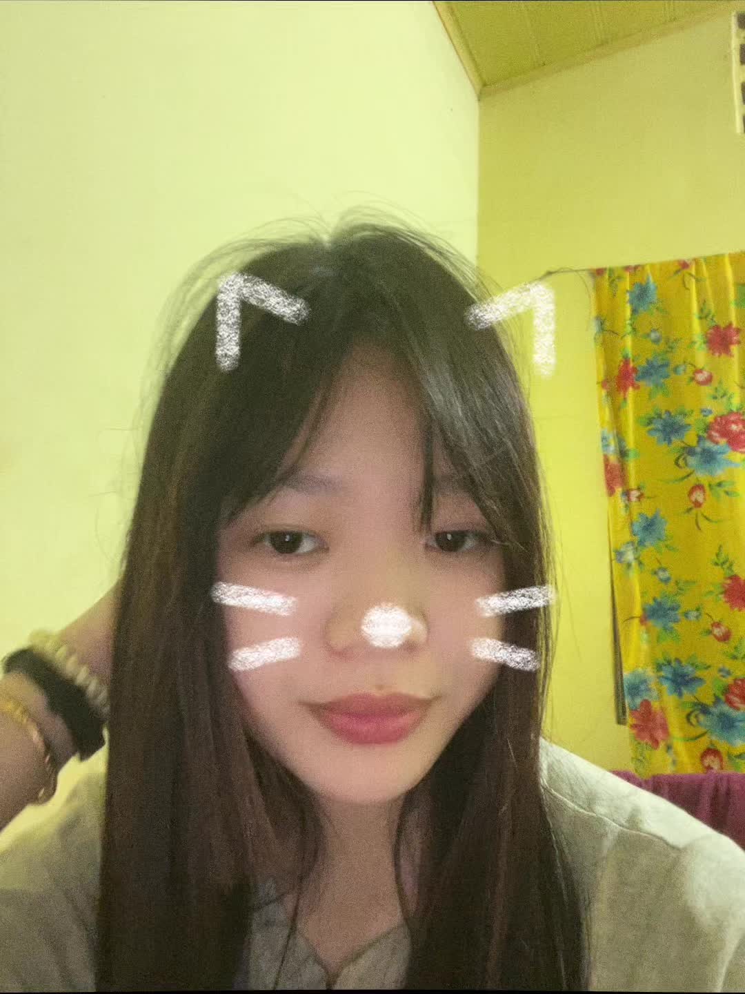 @អេងក្មេងបីសាច