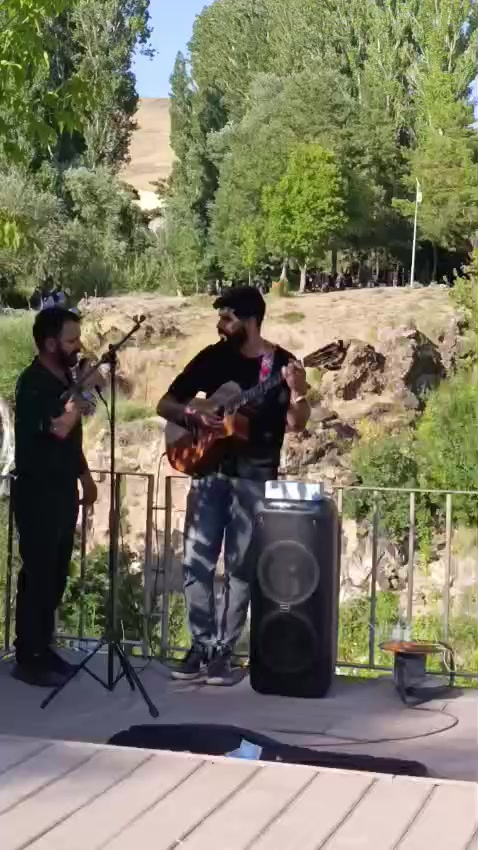 @HOZAN BAVER🎙️🎙️