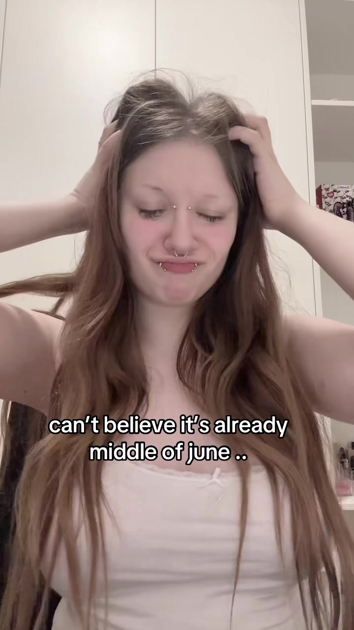@лола <33