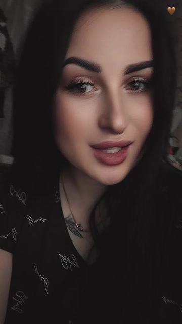 @𝒟𝒾𝒶𝓃𝒶 𝒢𝒾𝓇𝓁 🦋