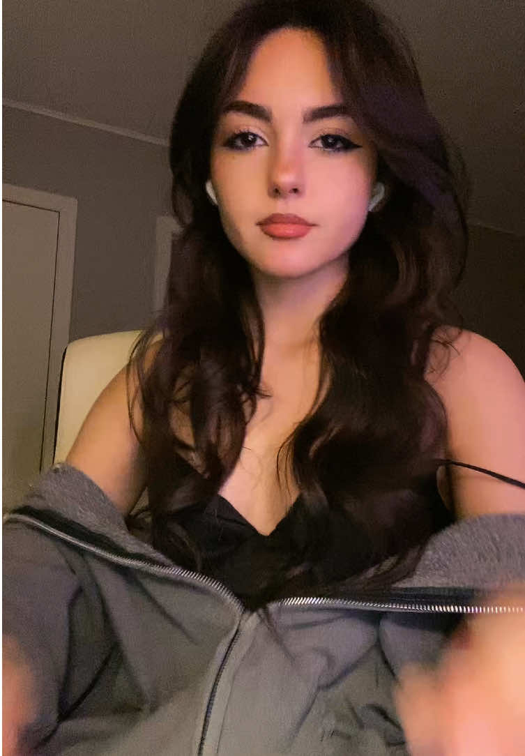@karebear 🧸