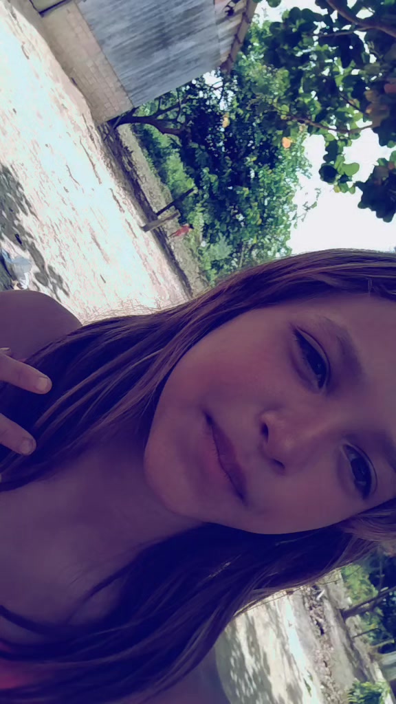 @LAURINHA_TTK&bull;_&bull;