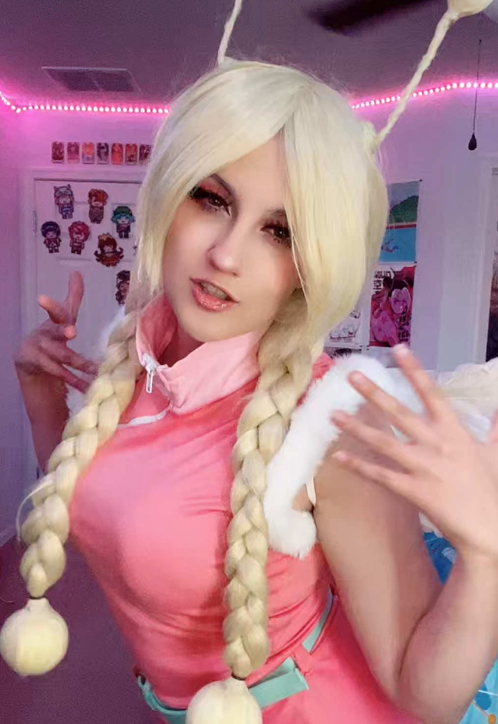 @alyson (@stonefreebie)