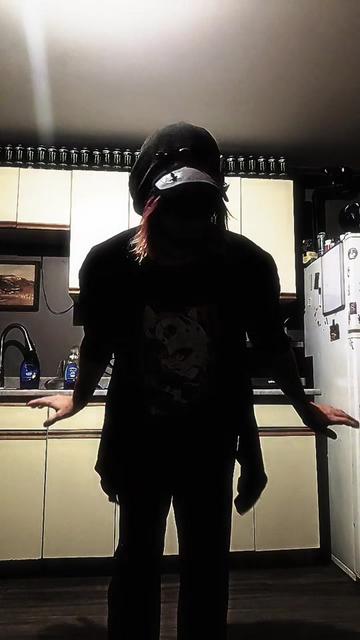 @☆ E҉C҉H҉O҉ ⛧ 🇨🇦