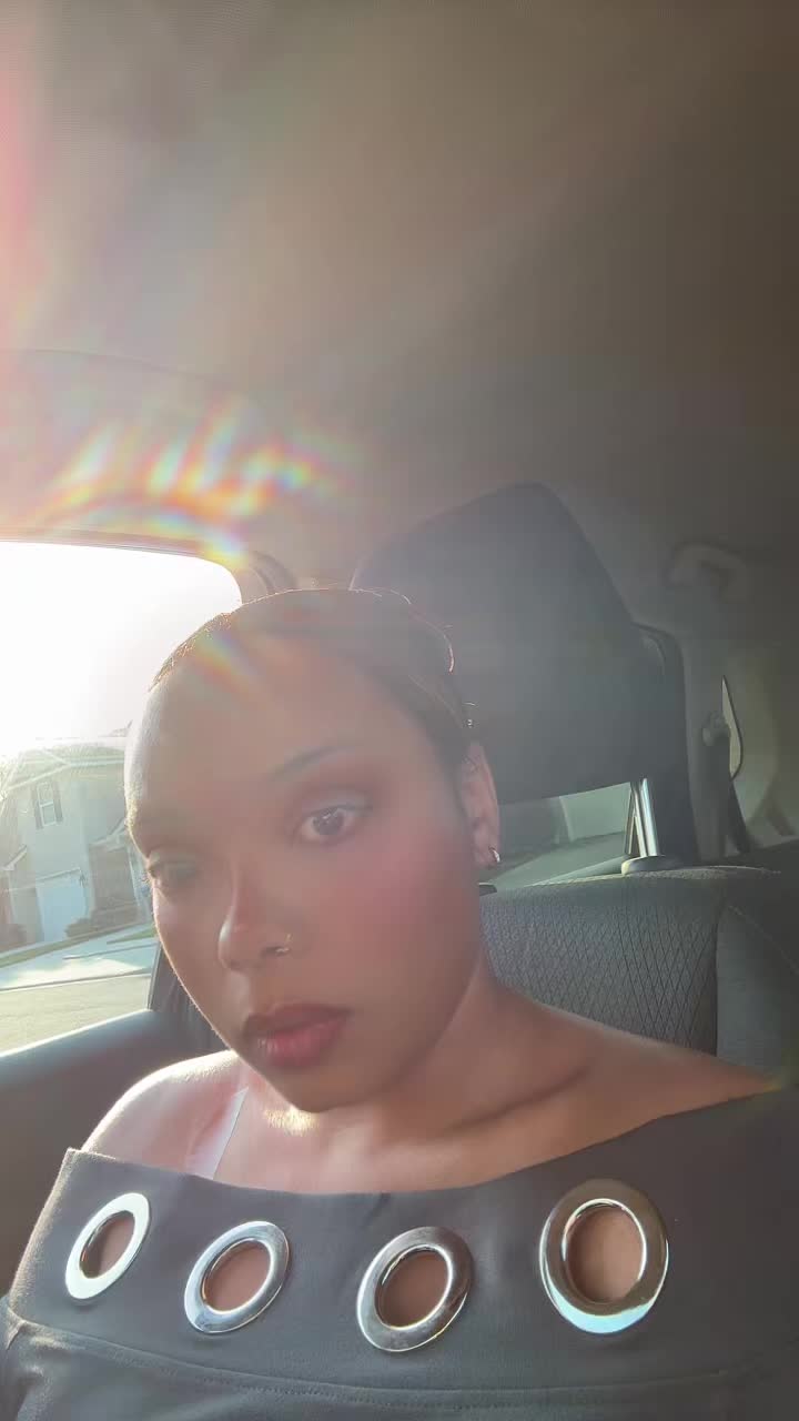 @Dominique Angelique